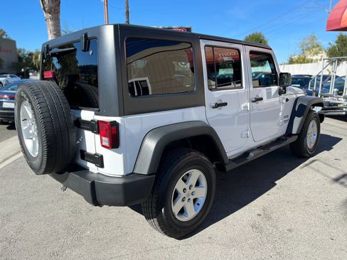 Used 2013 Jeep Wrangler Unlimited Sport w/ Connectivity Group image 7