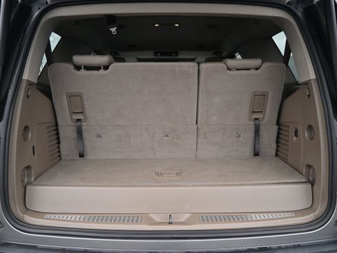 Used 2017 Chevrolet Tahoe LT image 34