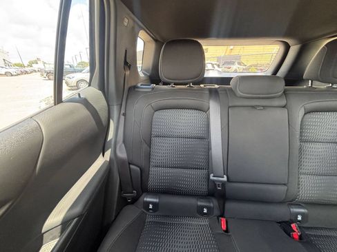 Used 2025 Chevrolet Equinox LT FWD image 39