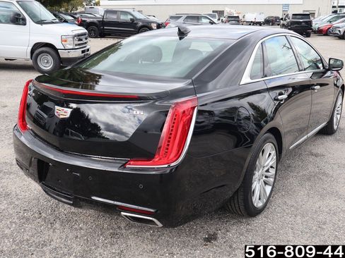 Used 2018 Cadillac XTS Luxury image 6