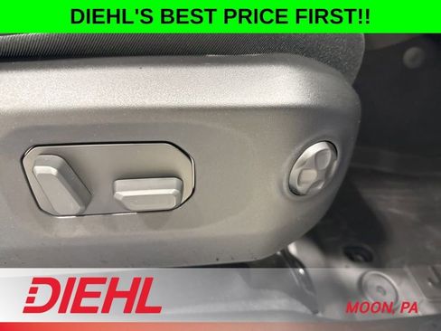 New 2026 Jeep Gladiator Rubicon AWD/4WD image 14