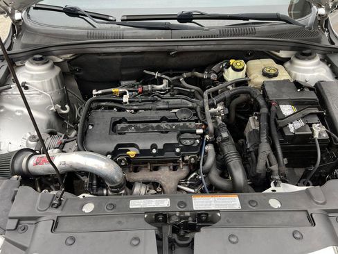 Used 2013 Chevrolet Cruze LT w/ RS Package image 23