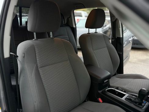 Used 2020 Toyota Tacoma SR image 30