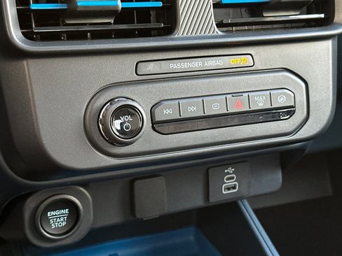 New 2026 Ford Maverick XLT image 18