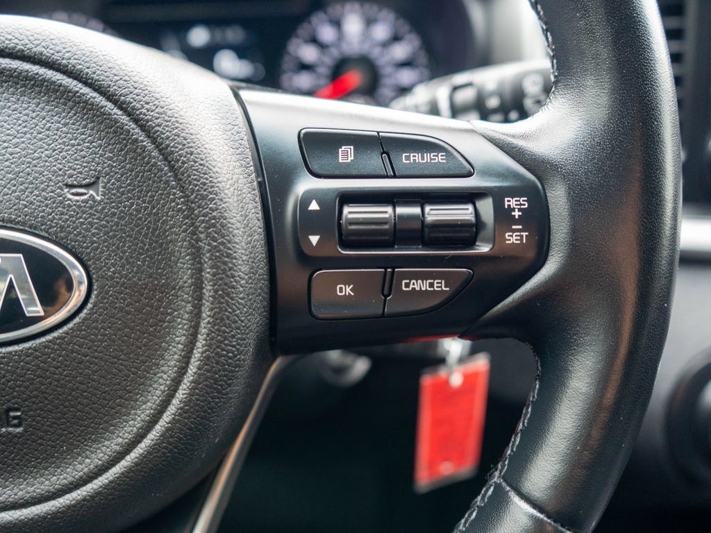 Used 2018 Kia Sorento AWD image 19