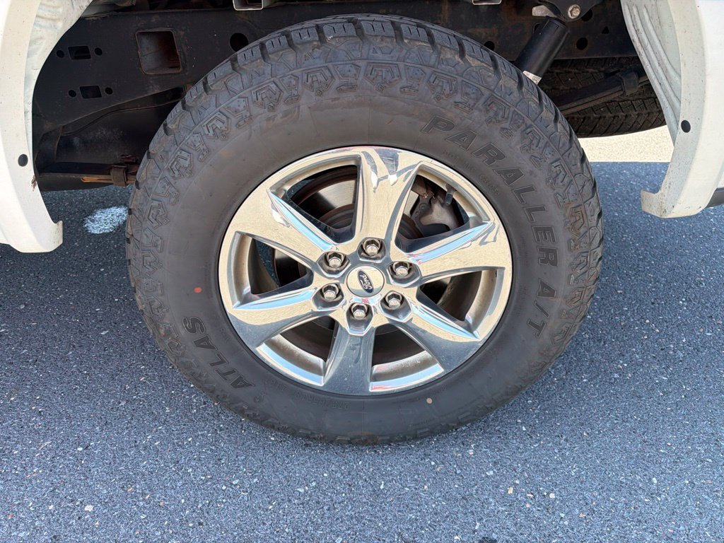 Used 2019 Ford F150 Lariat w/ Equipment Group 502A Luxury AWD/4WD image 12
