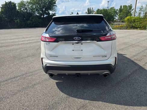 Used 2020 Ford Edge Titanium w/ Equipment Group 301A AWD/4WD image 4
