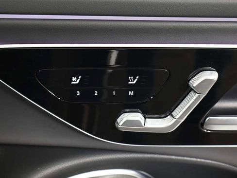 Used 2025 Mercedes-Benz E 450 4MATIC Sedan w/ Multicontour Seating Package image 35