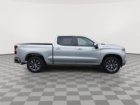 Used 2022 Chevrolet Silverado 1500 LT image 4