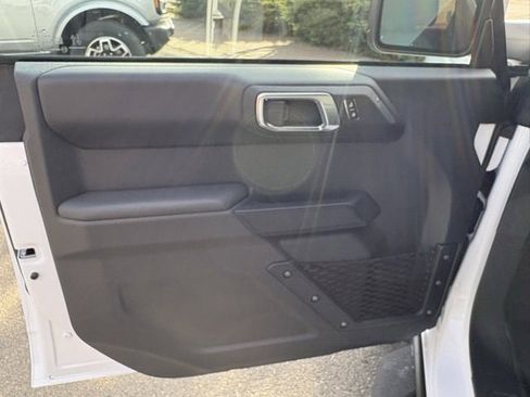 New 2025 Ford Bronco Badlands image 39