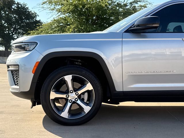 Used 2026 Jeep Grand Cherokee L Limited AWD/4WD image 5