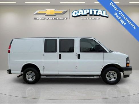 Used 2024 Chevrolet Express 2500 w/ Driver Convenience Package RWD image 6