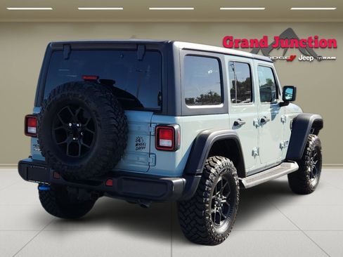 Used 2024 Jeep Wrangler Unlimited AWD/4WD image 4