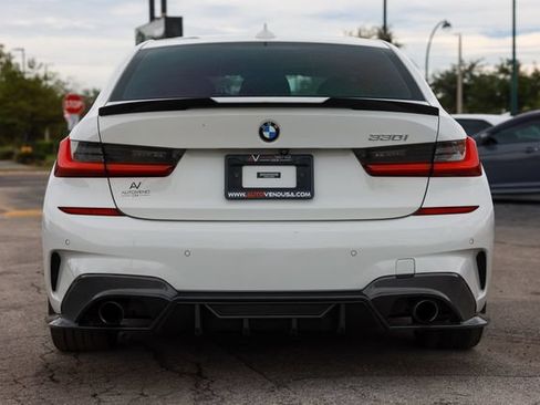 Used 2020 BMW 330i Sedan w/ M Sport Package RWD image 10