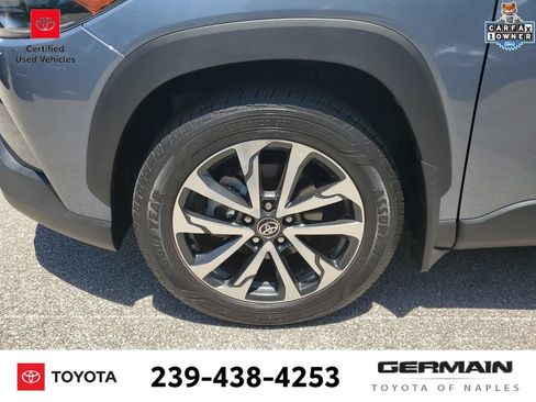 Certified 2023 Toyota Corolla Cross XLE w/ Convenience Package FWD image 12