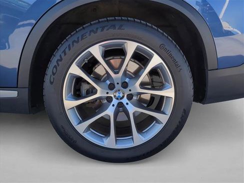 Used 2020 BMW X5 xDrive40i w/ Premium Package image 5