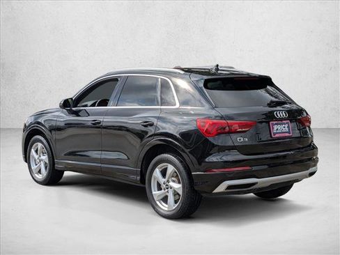 Used 2021 Audi Q3 2.0T Premium image 8
