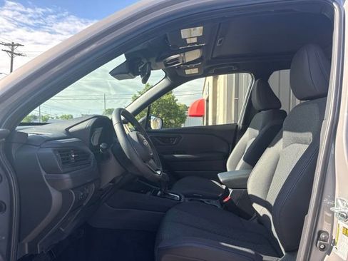 Used 2025 Subaru Forester Premium w/ Convenience Package #1 AWD/4WD image 13