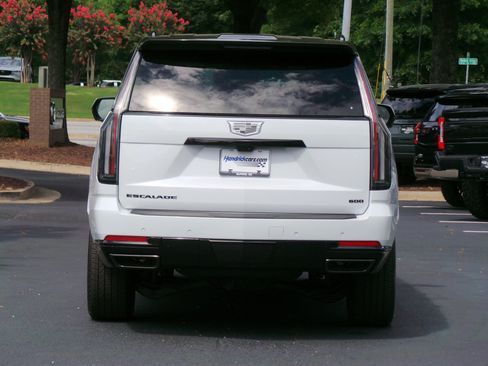 Used 2026 Cadillac Escalade Sport w/ LPO, ONYX Package AWD/4WD image 24