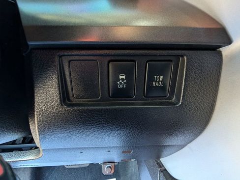 Used 2015 Toyota Tundra SR5 image 18