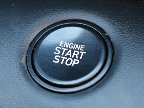 Used 2025 Hyundai Elantra Sport image 11