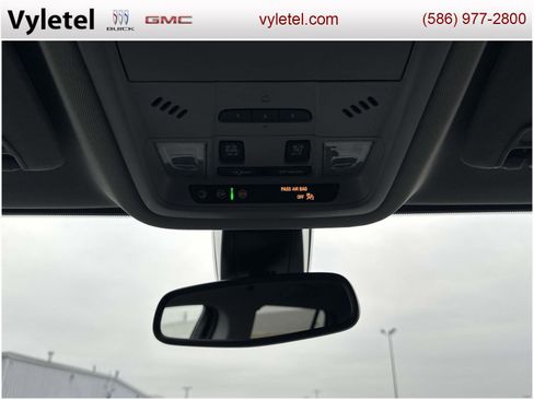 Used 2023 GMC Acadia AT4 w/ Technology Package image 32