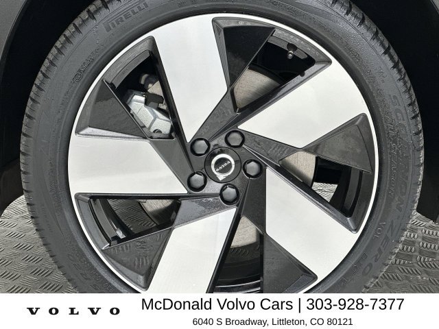 Used 2023 Volvo C40 P8 Recharge Plus w/ Climate Package AWD/4WD image 10