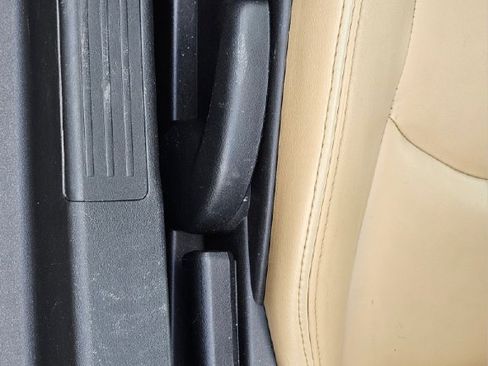 Used 2010 MAZDA MX-5 Miata Grand Touring image 26