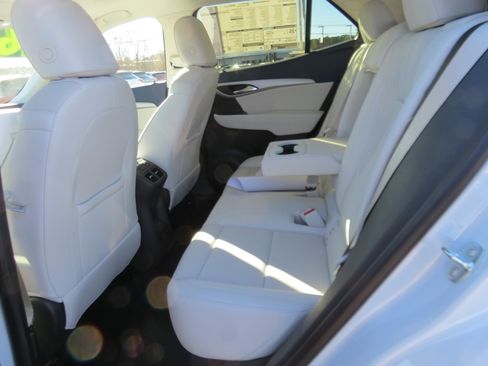 New 2026 Buick Envision Avenir image 12