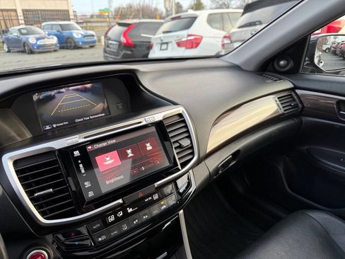 Used 2017 Honda Accord EX-L image 20