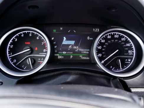 Certified 2022 Toyota Camry LE AWD/4WD image 37