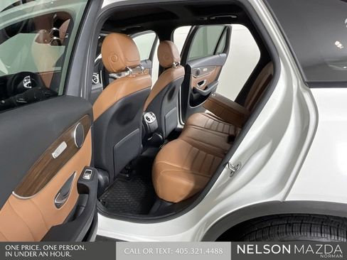 Used 2022 Mercedes-Benz GLC 300 4MATIC image 12