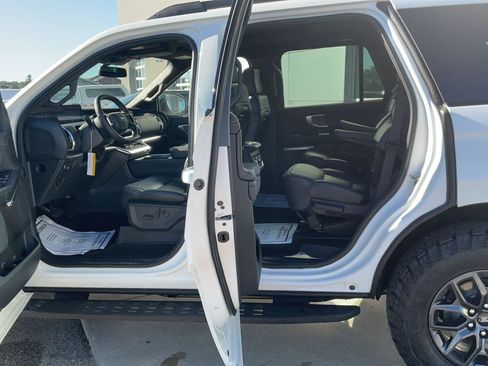 New 2025 Ford Expedition Tremor image 30