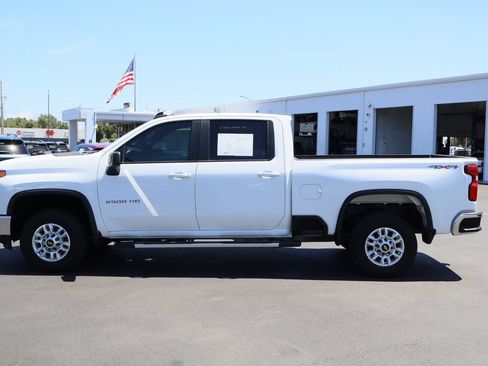 Certified 2022 Chevrolet Silverado 2500 LT AWD/4WD image 6