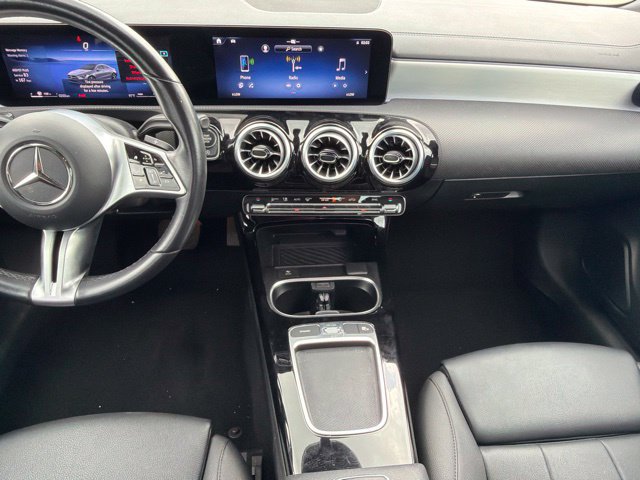 Used 2025 Mercedes-Benz CLA 250 image 18