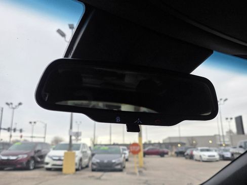 Used 2020 Hyundai Veloster 2.0 Premium image 22