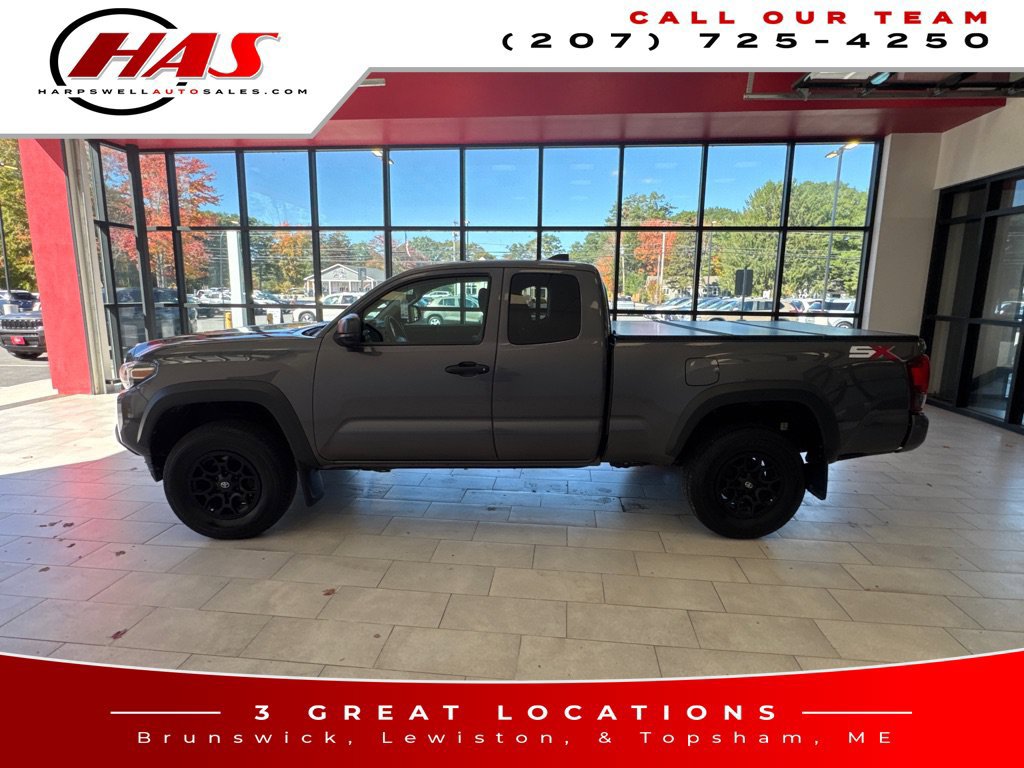 Used 2021 Toyota Tacoma SR w/ SX Package AWD/4WD image 2