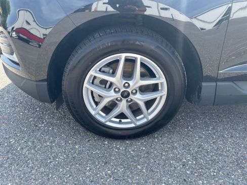 Used 2023 Ford Edge SEL image 28