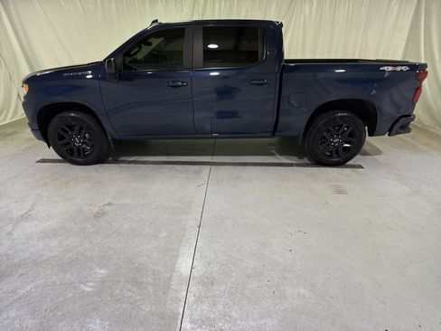 Used 2022 Chevrolet Silverado 1500 RST w/ Protection Package AWD/4WD image 7