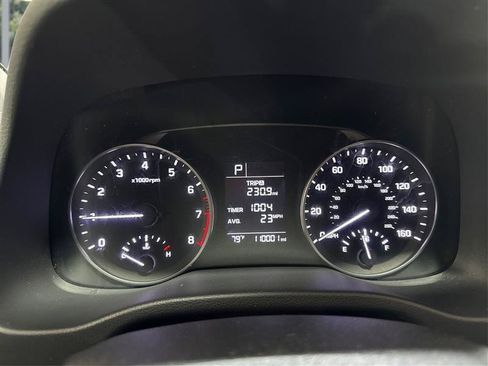 Used 2017 Hyundai Elantra SE FWD image 16