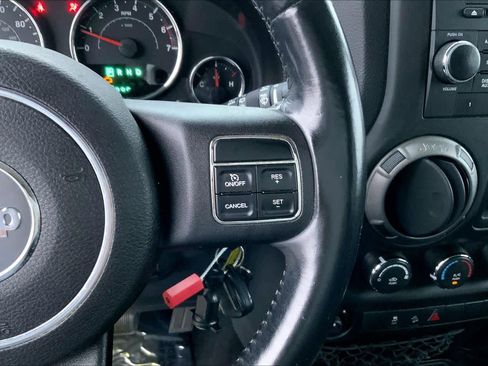 Used 2011 Jeep Wrangler Unlimited Sport image 22