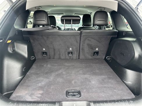 Used 2020 Jeep Cherokee Limited image 28