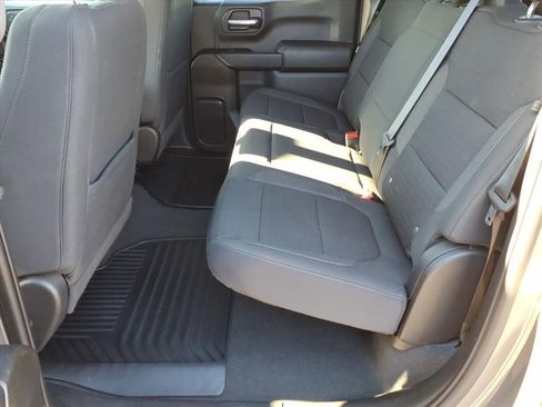 Used 2022 Chevrolet Silverado 1500 Custom image 13