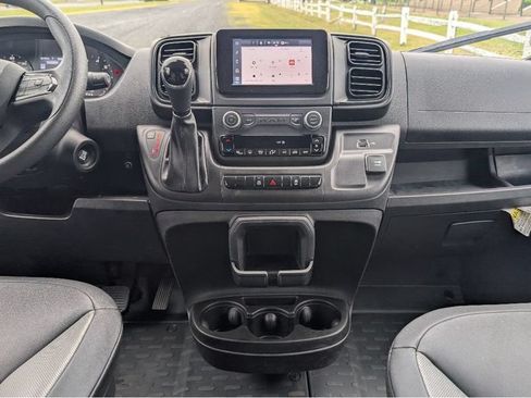 Used 2026 RAM ProMaster 2500 w/ Convenience Group FWD image 21