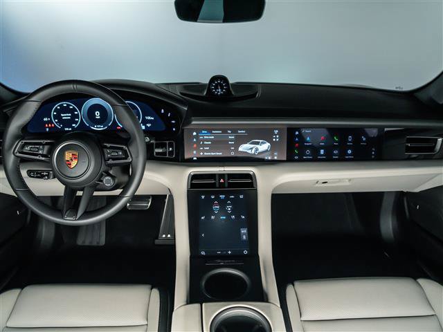 Used 2025 Porsche Taycan RWD image 18