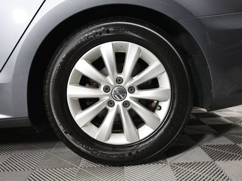 Used 2015 Volkswagen Passat 1.8T Wolfsburg Edition image 8