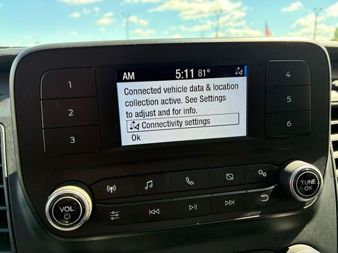 Used 2020 Ford Transit 150 Medium Roof AWD image 17