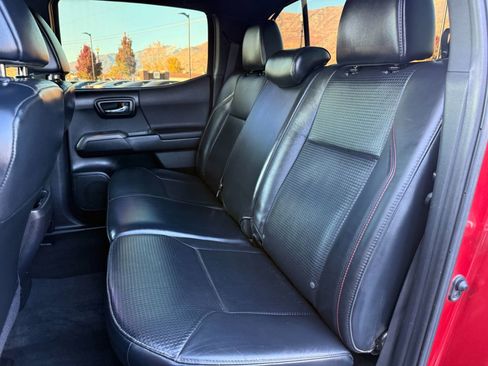 Used 2017 Toyota Tacoma TRD Pro image 24