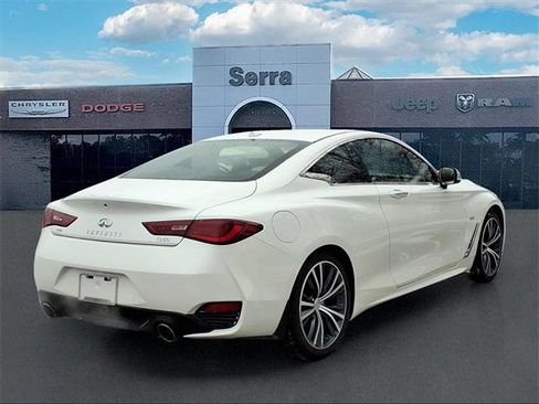 Used 2017 INFINITI Q60 w/ Premium Plus Package 3.0T image 6