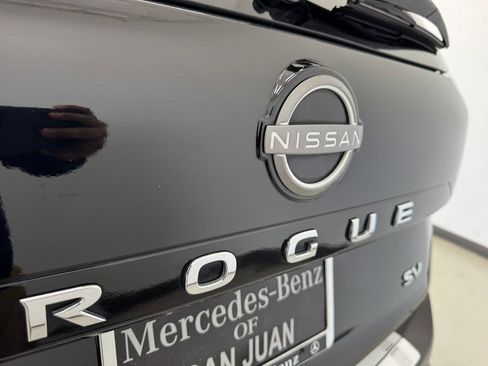Used 2022 Nissan Rogue SV FWD image 38